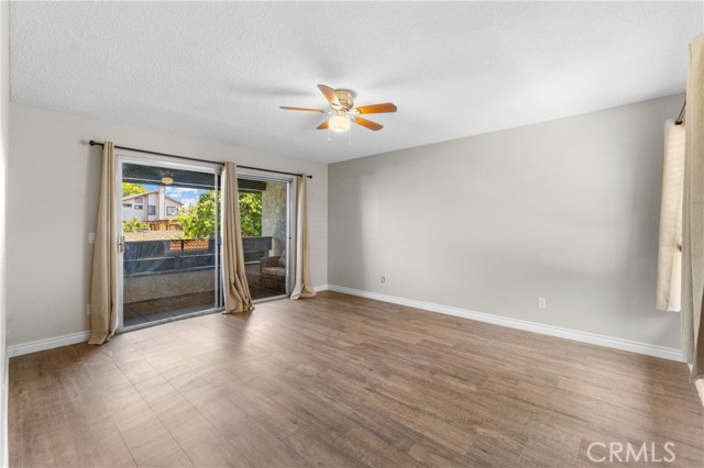 1310 Brentwood Circle, Corona CA: https://media.crmls.org/medias/032df253-bc28-48f0-a8c9-6f8a38374f57.jpg