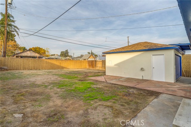 Detail Gallery Image 29 of 33 For 428 Francis St, Bakersfield,  CA 93308 - 3 Beds | 2 Baths