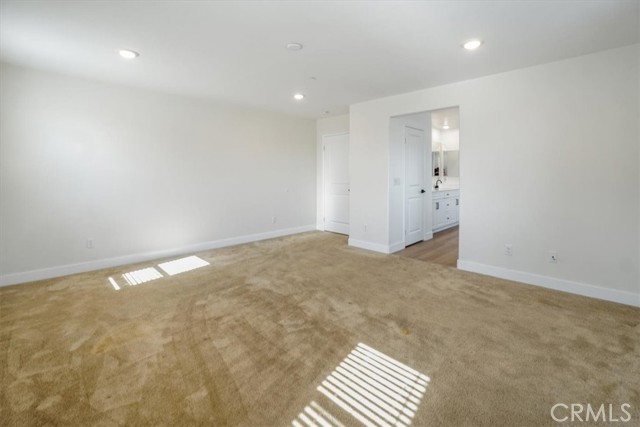 Detail Gallery Image 30 of 59 For 11086 Green Meadows Ln, Jurupa Valley,  CA 91752 - 4 Beds | 2/1 Baths