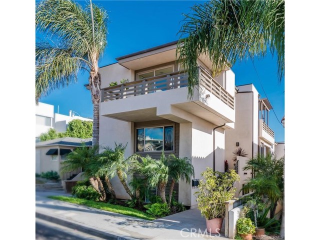 1018 17th Street, Hermosa Beach, California 90254, 4 Bedrooms Bedrooms, ,3 BathroomsBathrooms,Residential,Sold,17th,SB17133610