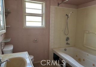 https://media.crmls.org/medias/03309517-d603-48b9-b2cd-d25cf7673644.jpg?preset=X-Large