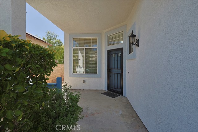 Detail Gallery Image 3 of 26 For 28126 Bryce Dr, Castaic,  CA 91384 - 4 Beds | 2/1 Baths