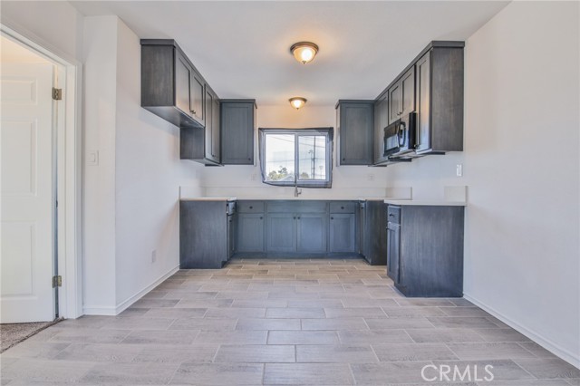 Detail Gallery Image 43 of 56 For 8932 Orchard, Los Angeles,  CA 90044 - – Beds | – Baths