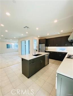 Detail Gallery Image 12 of 26 For 402 Transport, Tustin,  CA 92782 - 4 Beds | 3/1 Baths