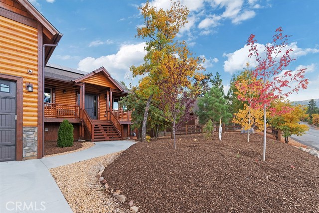 1658 Tuolumne Road, Big Bear City CA: https://media.crmls.org/medias/0332ce46-7816-443f-9f70-f89c62cc683c.jpg