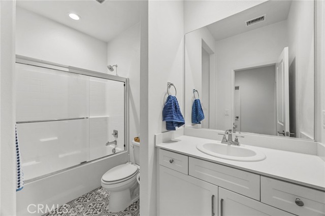 Detail Gallery Image 22 of 39 For 16025 Main St, Chino,  CA 91708 - 3 Beds | 2/1 Baths