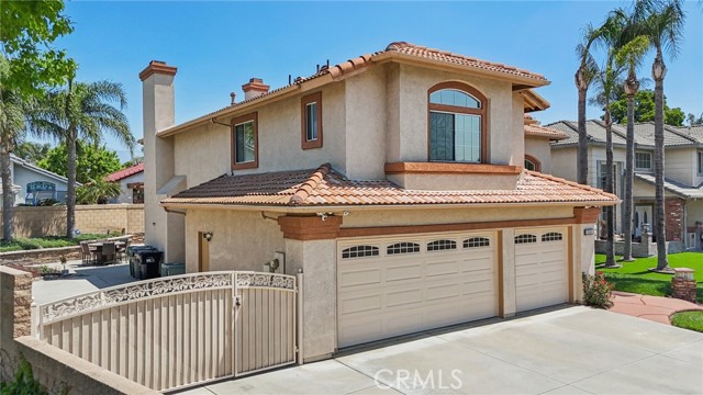 6586 Manzanita Court, Chino CA: https://media.crmls.org/medias/0333d411-a4c1-4b01-8f1c-a38b4677bb47.jpg