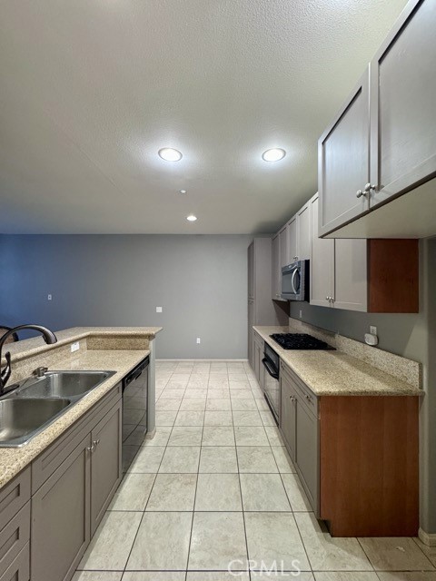 Detail Gallery Image 11 of 38 For 30505 Canyon Hills Rd #1302,  Lake Elsinore,  CA 92532 - 2 Beds | 2/1 Baths