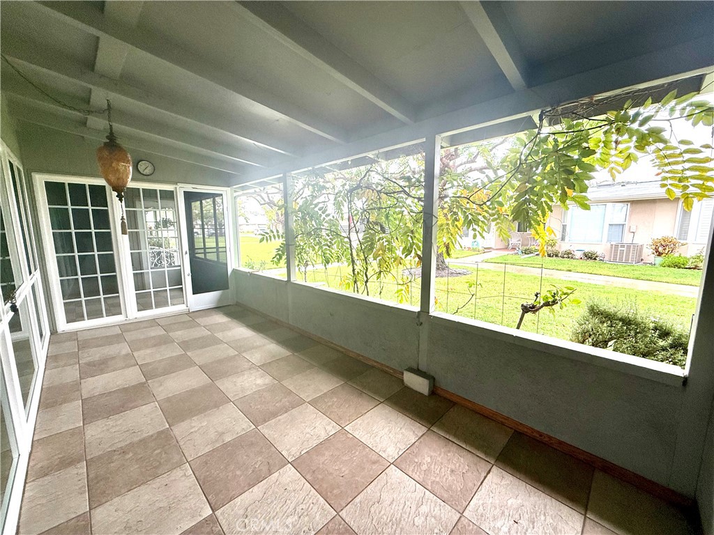 MLS #OC25261451 image #36