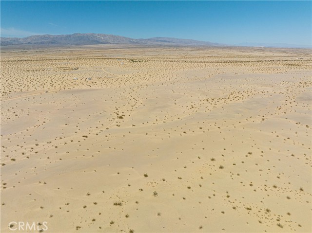 Detail Gallery Image 10 of 14 For 62816 Hollywood Ln, Twentynine Palms,  CA 92277 - – Beds | – Baths