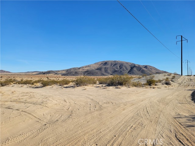 Detail Gallery Image 3 of 25 For 0 Fran Lou Ln, Joshua Tree,  CA 92252 - – Beds | – Baths