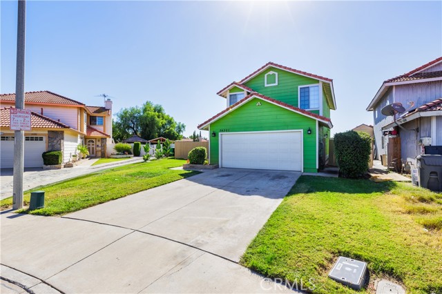 Detail Gallery Image 1 of 1 For 24351 Hilda Ct, Moreno Valley,  CA 92551 - 3 Beds | 2/1 Baths