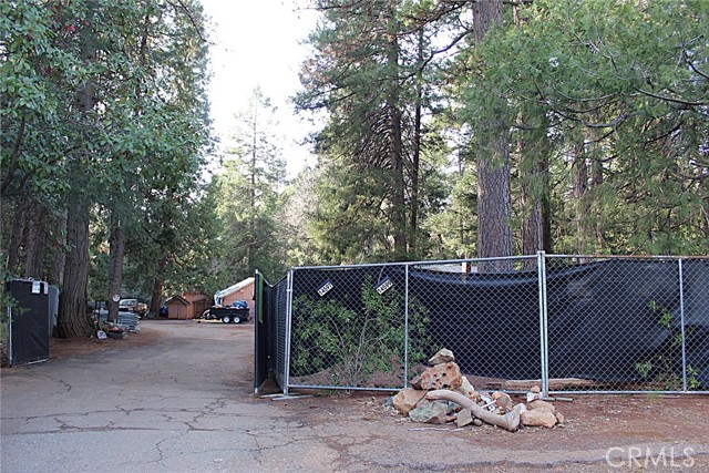 Detail Gallery Image 4 of 47 For 14599 Skyway, Magalia,  CA 95954 - 2 Beds | 1 Baths