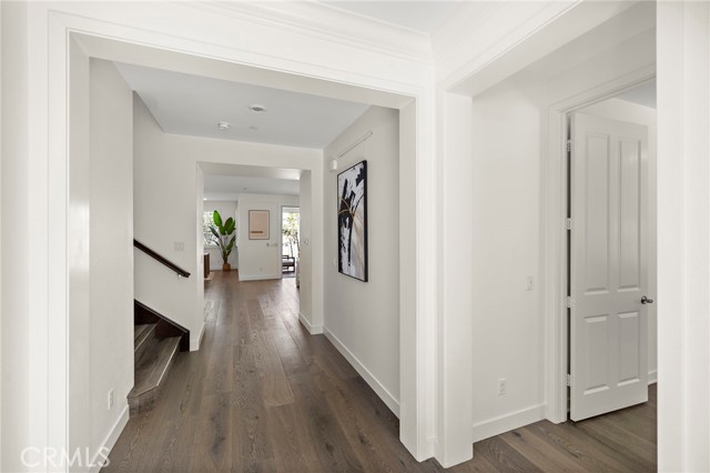 103 Aims, Irvine CA: https://media.crmls.org/medias/0335d7cb-ff53-429c-8481-c4009d63dd09.jpg