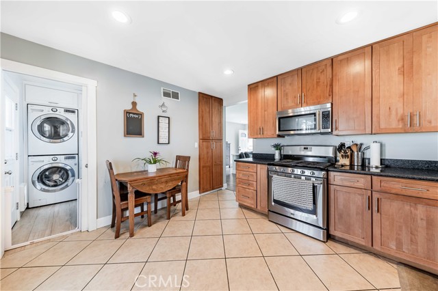 Detail Gallery Image 10 of 40 For 6011 Santa Barbara, Garden Grove,  CA 92845 - 4 Beds | 2 Baths