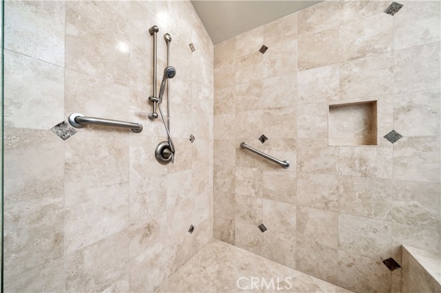 Detail Gallery Image 19 of 34 For 5504 E Crest De Ville Ave, Orange,  CA 92867 - 3 Beds | 2/1 Baths