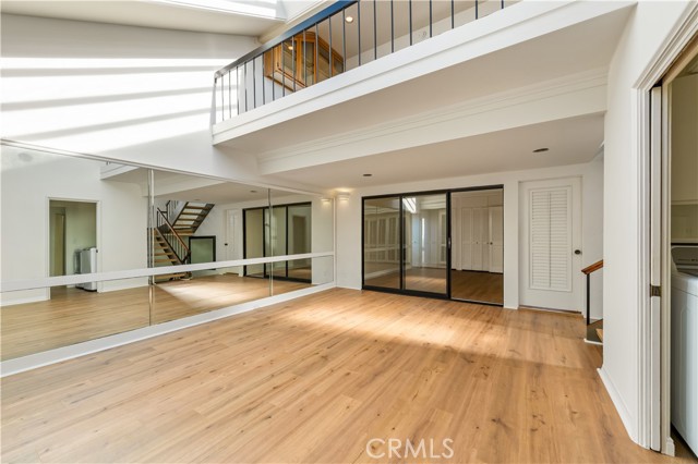 1510 W Oceanfront, Newport Beach CA: https://media.crmls.org/medias/033722b2-be40-4876-a6da-9f309ea3e7fc.jpg