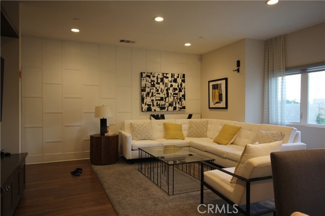Detail Gallery Image 7 of 34 For 15343 Lotus Cir, Chino Hills,  CA 91709 - 3 Beds | 2/1 Baths