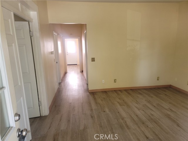 Detail Gallery Image 5 of 12 For 281 N Grand St, Orange,  CA 92866 - 3 Beds | 2 Baths
