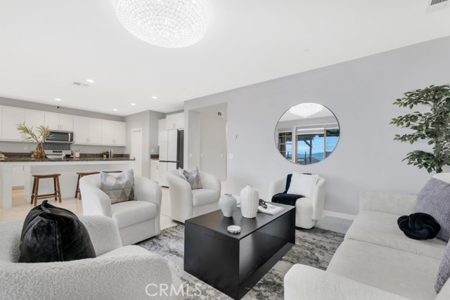 Detail Gallery Image 33 of 65 For 18348 Cachet, Canyon Country,  CA 91350 - 5 Beds | 5 Baths