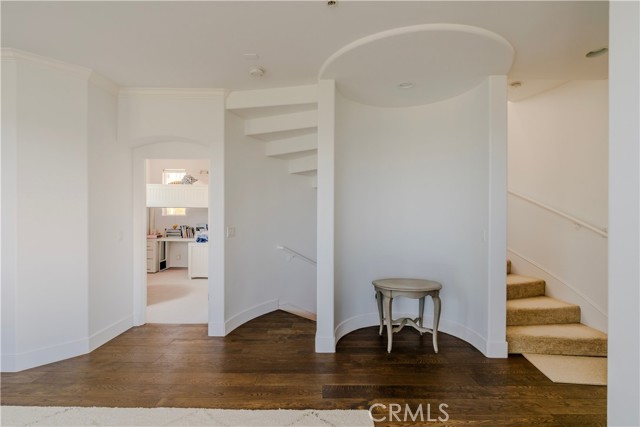 300 19TH Street, Manhattan Beach CA: https://media.crmls.org/medias/033ac22b-7629-4b26-aa2b-271d77775d84.jpg