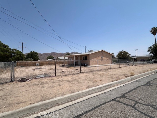 Detail Gallery Image 6 of 6 For 36028 Dividing Line St, Yermo,  CA 93298 - 3 Beds | 1 Baths