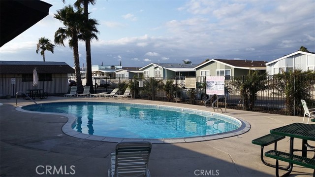 Detail Gallery Image 35 of 36 For 21752 Pacific Coast Hwy. 20a,  Huntington Beach,  CA 92646 - 2 Beds | 2 Baths