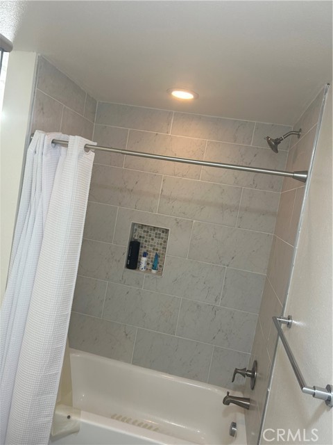 Detail Gallery Image 21 of 64 For 300 E 4th St. #101,  Long Beach,  CA 90802 - 1 Beds | 2 Baths