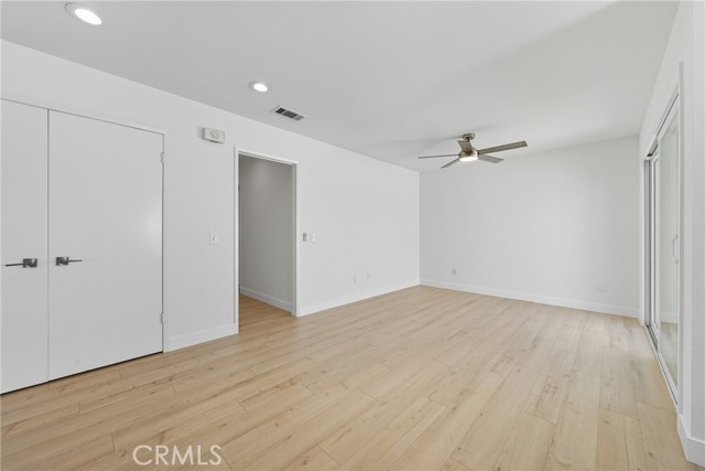 Detail Gallery Image 12 of 23 For 18061 Freshwater Cir, Huntington Beach,  CA 92648 - 3 Beds | 2 Baths