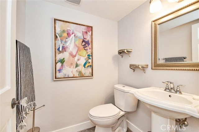 Detail Gallery Image 31 of 48 For 950 S Rim Crest Dr #12,  Anaheim Hills,  CA 92807 - 2 Beds | 2/1 Baths