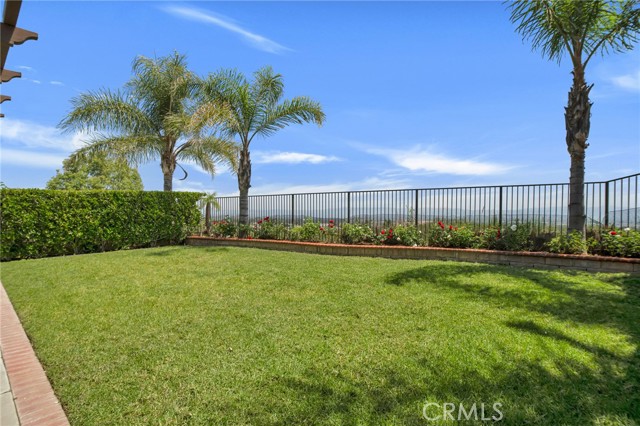 19900 Mariposa Creek Way Way, Porter Ranch CA: https://media.crmls.org/medias/033d9165-768c-4e2c-9d11-658eff8f0b25.jpg