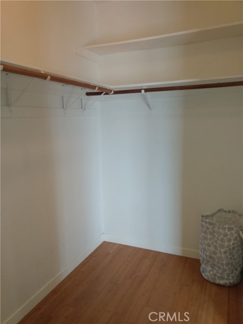 1st Master - Extra Large Walk In Closet