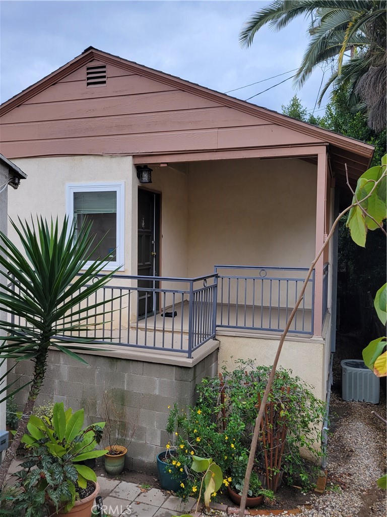 2031 Argyle Avenue, Hollywood, CA 90068