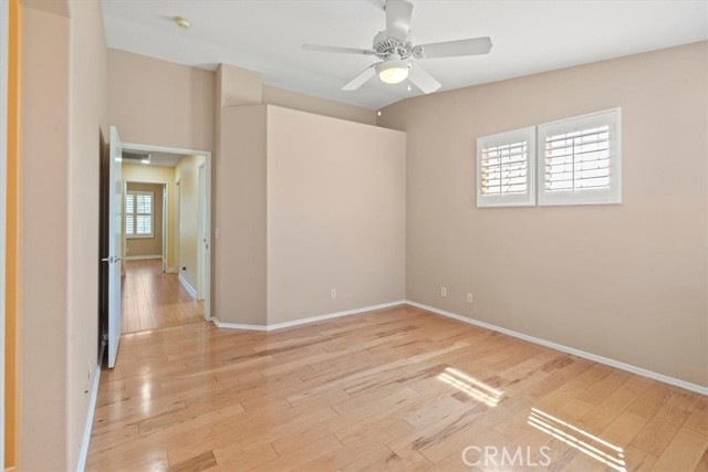 26502 Rock Creek Drive, Valencia CA: https://media.crmls.org/medias/033e6478-d42b-42d7-a3e0-362f46b4a339.jpg