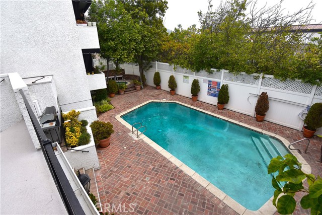 Detail Gallery Image 38 of 38 For 4950 Louise Ave #103,  Encino,  CA 91316 - 2 Beds | 2 Baths