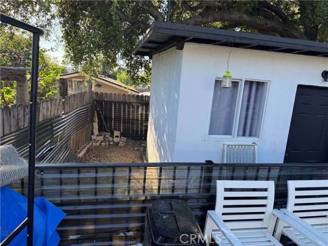 Detail Gallery Image 3 of 7 For 10015 Marcus, Tujunga,  CA 91042 - 3 Beds | 2 Baths