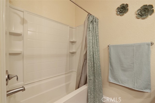 Detail Gallery Image 38 of 53 For 146 Sproul Ct, Merced,  CA 95348 - 6 Beds | 3/1 Baths