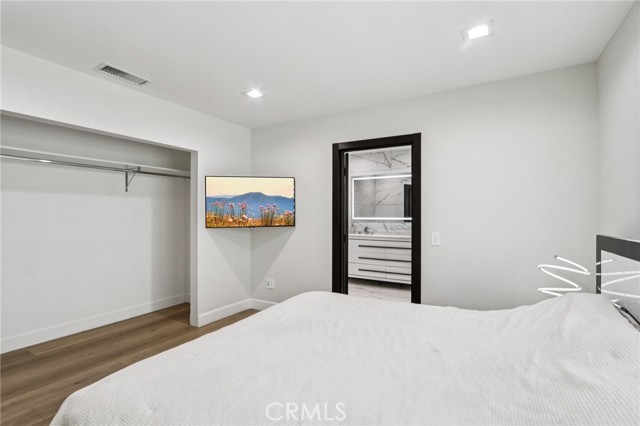 16751 Devonshire Street, Granada Hills CA: https://media.crmls.org/medias/03401144-8b96-40a8-891e-c5c5bb862156.jpg