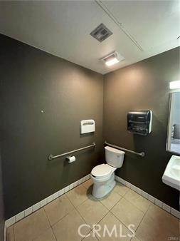 133 The Promenade N, Long Beach CA: https://media.crmls.org/medias/034043db-8d88-4706-a006-9771eac493b7.jpg