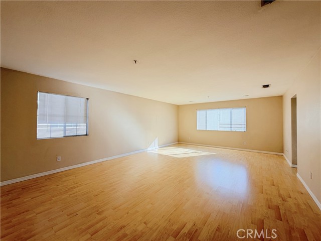 Detail Gallery Image 24 of 36 For 5793 Oakdale Ln, Fontana,  CA 92336 - 5 Beds | 3 Baths