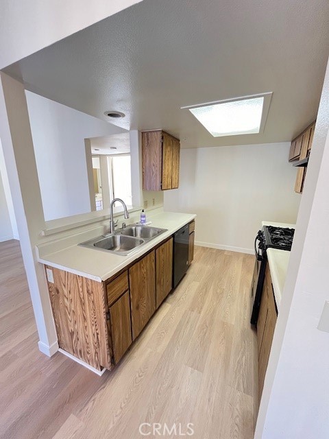 Detail Gallery Image 7 of 27 For 2230 Loara, Anaheim,  CA 92802 - 1 Beds | 1 Baths