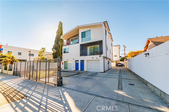 Front Image Thumbnail for CRBB26091845