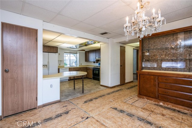 990 Santa Elena Way, Hemet CA: https://media.crmls.org/medias/034346f1-2888-4654-93ca-1abfb5622776.jpg