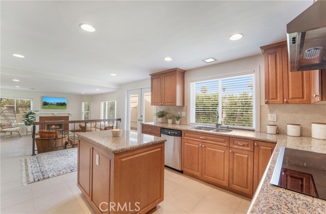Detail Gallery Image 9 of 28 For 33342 Cove Island Pl, Dana Point,  CA 92629 - 4 Beds | 2/1 Baths