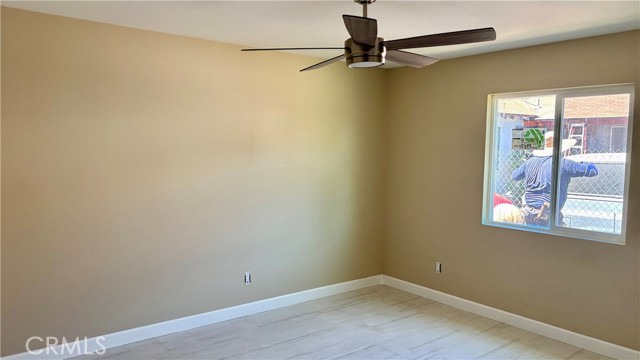 1464 N W 6th St Drive, San Bernardino CA: https://media.crmls.org/medias/0343ad28-c346-4697-ade7-00ebd73dc768.jpg