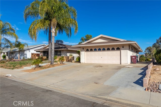 Detail Gallery Image 4 of 48 For 28580 Portsmouth Dr, Menifee,  CA 92586 - 3 Beds | 2/1 Baths