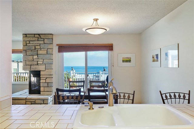 Detail Gallery Image 14 of 26 For 557 Lucerne Rd #4,  Cayucos,  CA 93430 - 2 Beds | 2 Baths