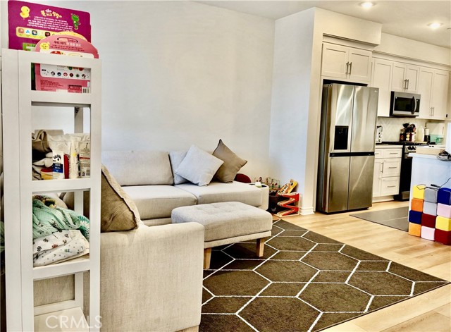 Detail Gallery Image 5 of 38 For 11450 Artesia, Artesia,  CA 90701 - 4 Beds | 4 Baths