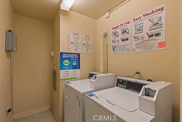 Detail Gallery Image 16 of 19 For 4501 Cedros Ave. #308,  Sherman Oaks,  CA 91403 - 1 Beds | 1 Baths