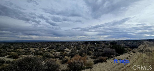 Image 1 of 16 For 24300 Fort Tejon Road